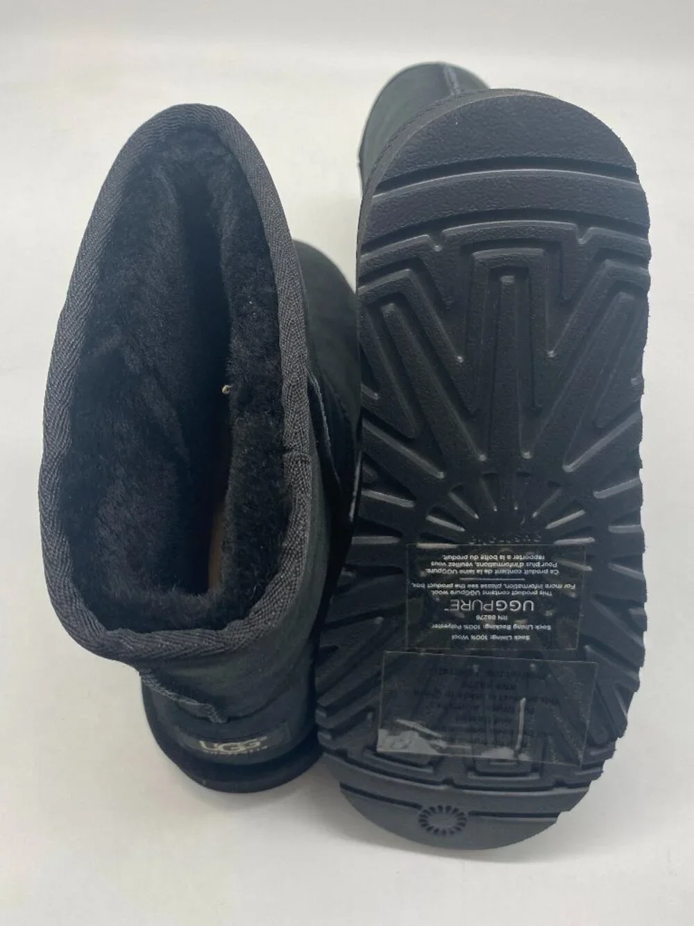 UGG CLASSIC BOOTS BLACK US BIG KIDS SIZE 6 # 5251Y K